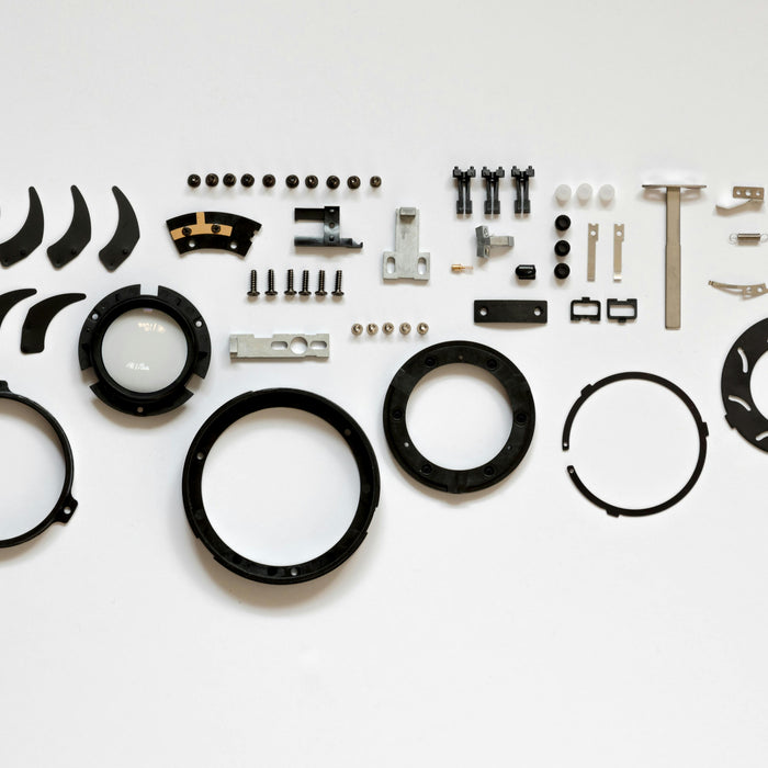 Chainsaw Right Side Cover & Recoil Starter: Two Common Replacement Parts Worth Keeping in Mind